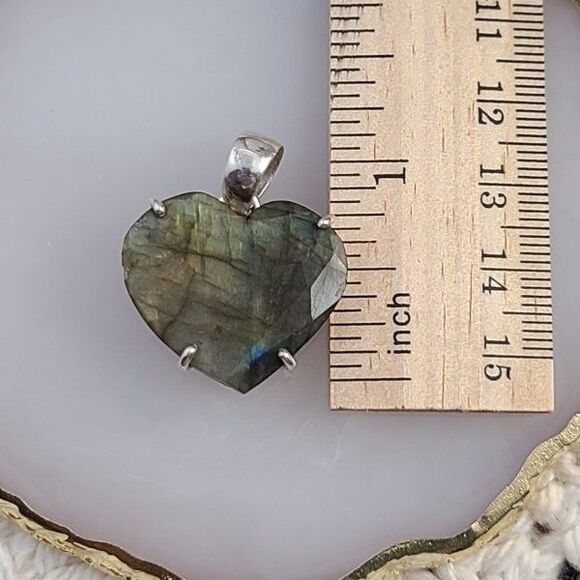 Labradorite Heart Pendant | Sterling Silver Iridescent Gemstone Necklace Charm - Picture 9 of 9